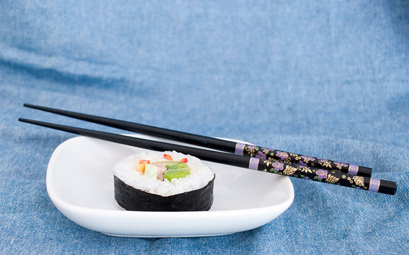 Sushi-enkelt-pinde-blau