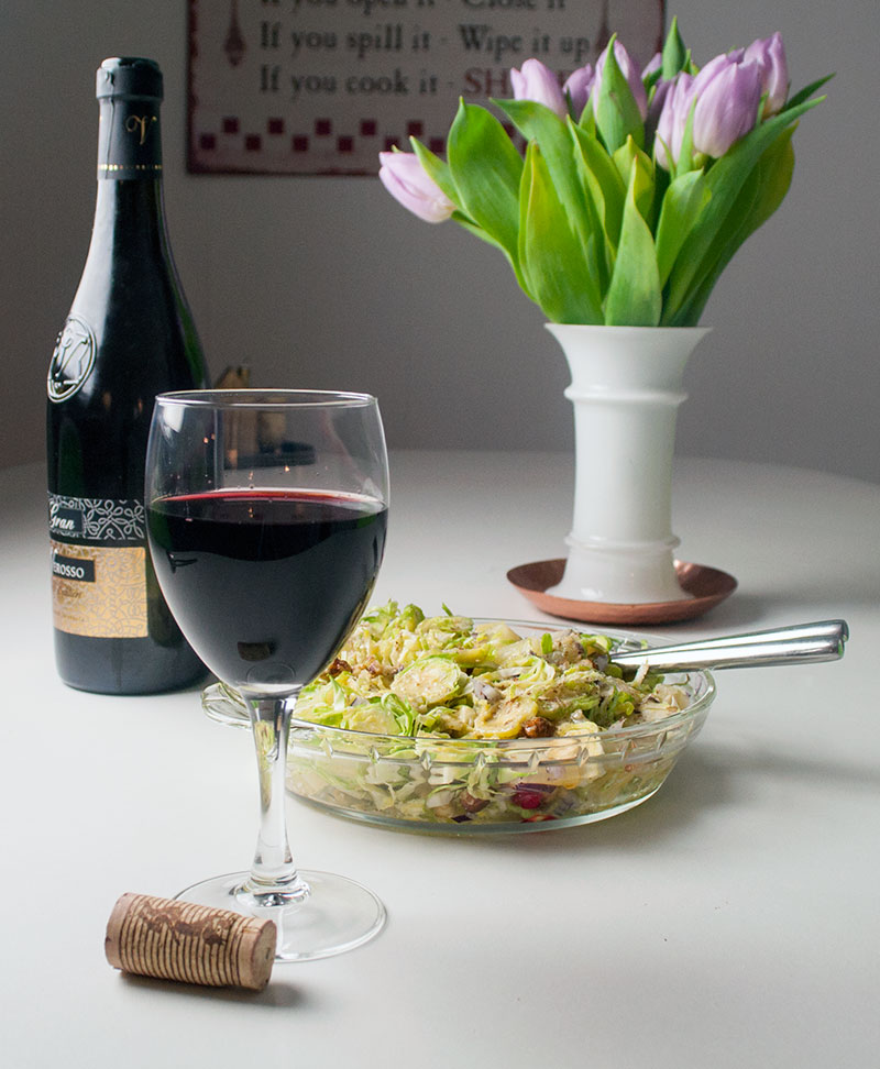 Lørdag aften og god mad kræver et glas god rødvin.